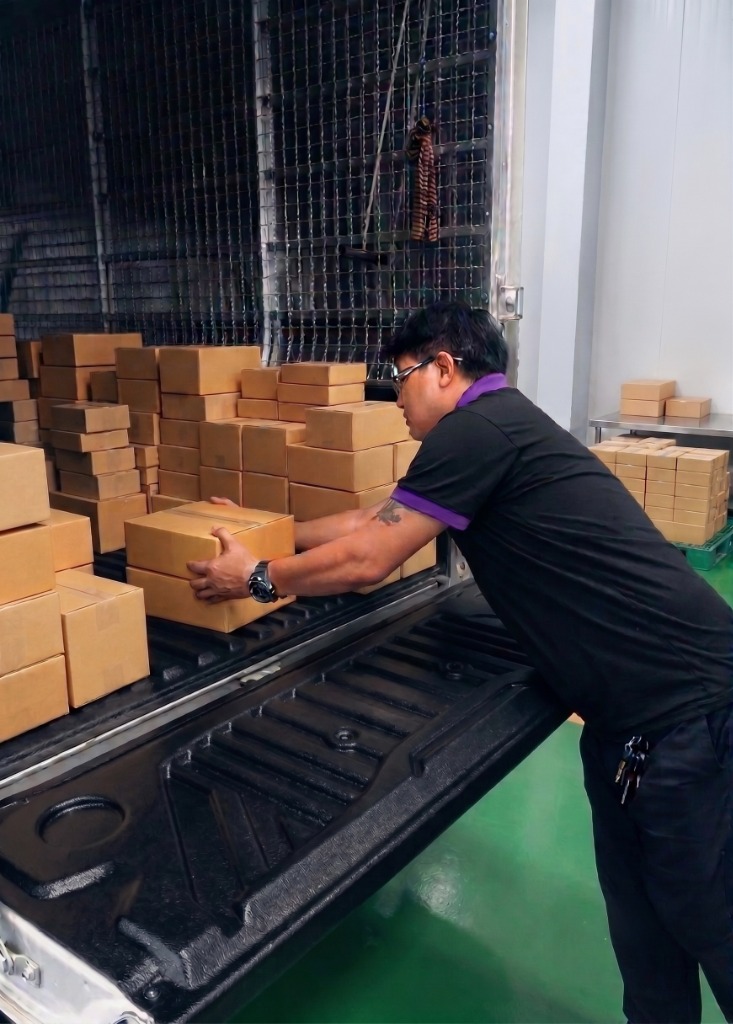 Logistics & Delivery Secure Shipping